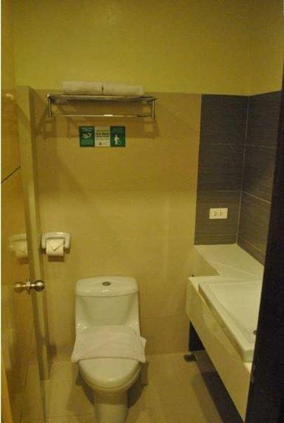 Go Hotels Dumaguete Dumaguete City Esterno foto